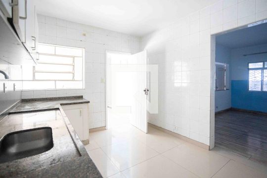 Cozinha de casa para alugar com 2 quartos, 63m² em Vila Nogueira, Diadema