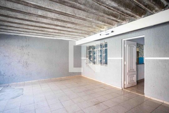 Garagem de casa para alugar com 2 quartos, 63m² em Vila Nogueira, Diadema