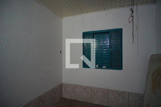 Quarto de casa para alugar com 2 quartos, 300m² em Santo Afonso, Novo Hamburgo