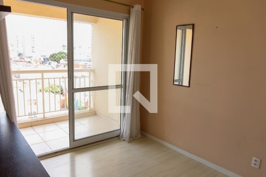 sala de apartamento à venda com 3 quartos, 72m² em Km 18, Osasco