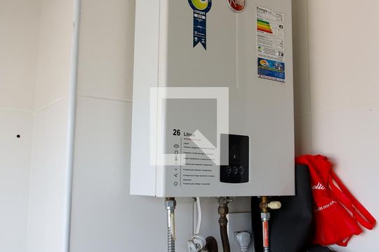 Lavanderia de apartamento à venda com 3 quartos, 72m² em Km 18, Osasco