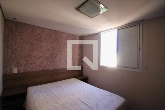 Quarto 2 de apartamento para alugar com 2 quartos, 72m² em Cidade Ademar, São Paulo