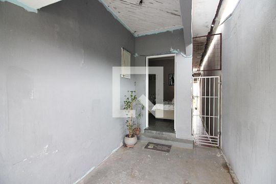 Garagem de casa à venda com 2 quartos, 90m² em Vila Jahu, São Bernardo do Campo