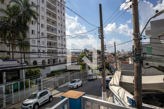 Vista de casa para alugar com 3 quartos, 240m² em Vila Isolina Mazzei, São Paulo