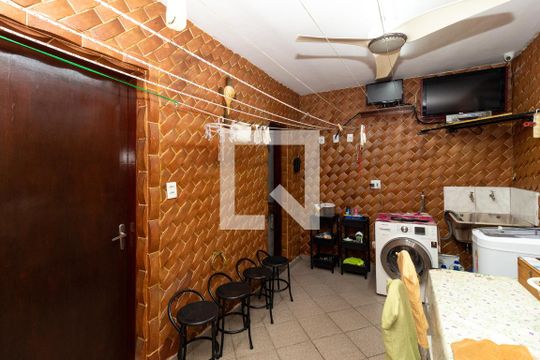 Área de Serviço de casa à venda com 4 quartos, 150m² em Chácara Seis de Outubro, São Paulo