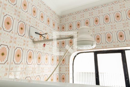 Banheiro 2 de casa à venda com 4 quartos, 150m² em Chácara Seis de Outubro, São Paulo