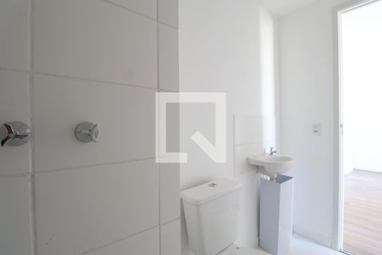 Banheiro de apartamento à venda com 2 quartos, 36m² em Água Branca, São Paulo
