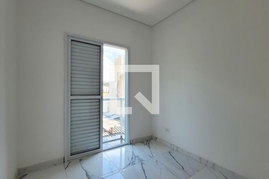 Quarto de apartamento à venda com 2 quartos, 105m² em Jardim das Maravilhas, Santo André
