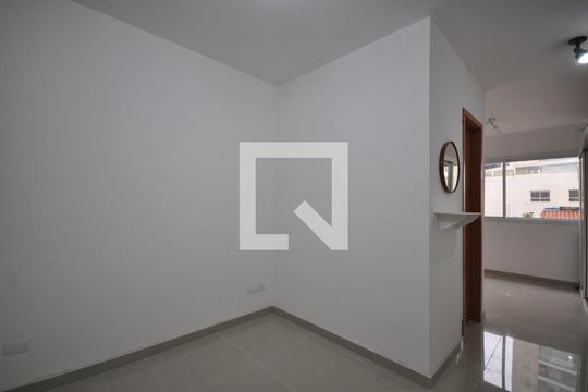Sala/Cozinha de apartamento para alugar com 1 quarto, 24m² em Vila Mazzei, São Paulo