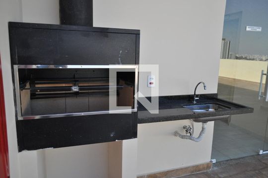 Área comum - Churrasqueira de apartamento para alugar com 1 quarto, 24m² em Vila Mazzei, São Paulo
