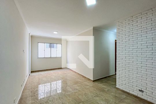 Sala de apartamento à venda com 3 quartos, 61m² em Vila Palmares, Santo André