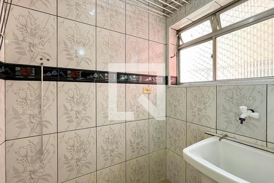 Área de Serviço de apartamento à venda com 3 quartos, 61m² em Vila Palmares, Santo André