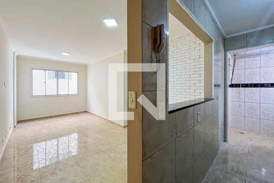 Apartamento à venda com 3 quartos, 61m² em Vila Palmares, Santo André