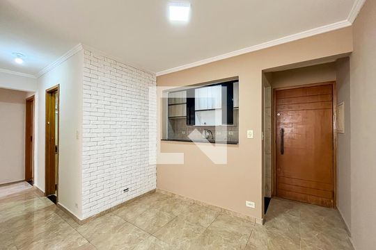 Sala de apartamento à venda com 3 quartos, 61m² em Vila Palmares, Santo André