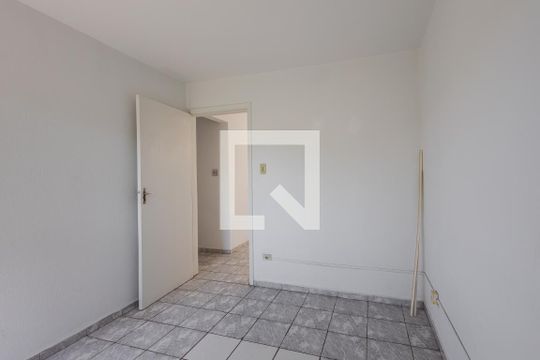 Quarto 1 de apartamento para alugar com 3 quartos, 66m² em Alto de Pinheiros, São Paulo