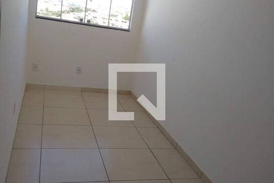 Apartamento 1 de casa à venda com 12 quartos, 300m² em Chácara Contagem, Contagem