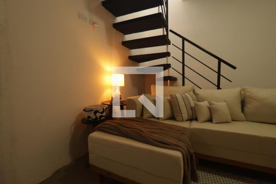 Sala de casa de condomínio à venda com 3 quartos, 116m² em Cambuci, São Paulo