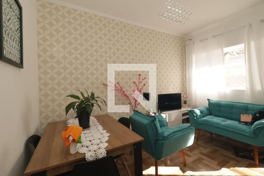 Sala de casa de condomínio à venda com 3 quartos, 116m² em Cambuci, São Paulo