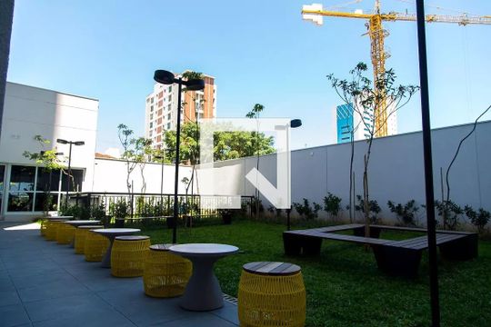 Área comum de kitnet/studio para alugar com 1 quarto, 27m² em Vila Clementino, São Paulo