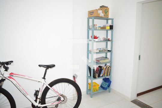 Quarto 1 de apartamento para alugar com 1 quarto, 70m² em Praia do Flamengo, Salvador