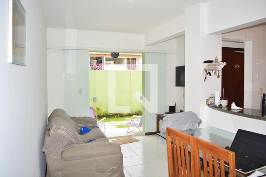 Apartamento para alugar com 1 quarto, 70m² em Praia do Flamengo, Salvador