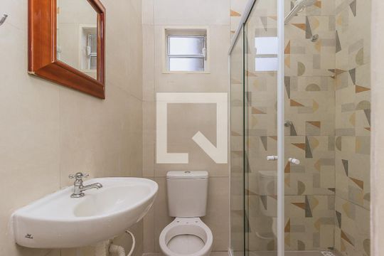 Banheiro de kitnet/studio para alugar com 1 quarto, 18m² em Jardim Valparaiba, São José dos Campos