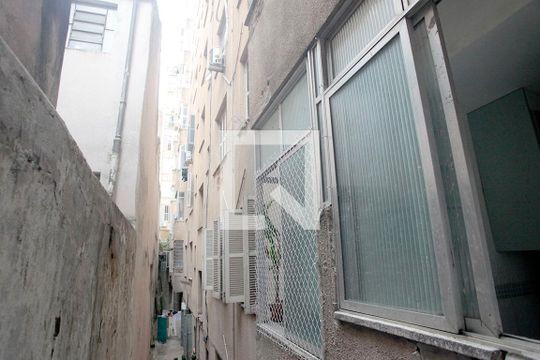 Sala Vista de apartamento para alugar com 2 quartos, 62m² em Centro Histórico, Porto Alegre