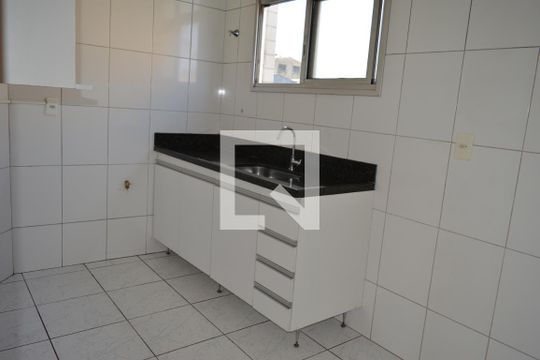 Cozinha de apartamento à venda com 3 quartos, 119m² em Arvoredo, Contagem
