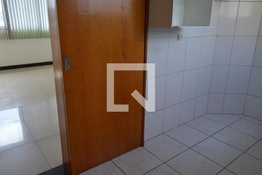 Cozinha de apartamento à venda com 3 quartos, 119m² em Arvoredo, Contagem