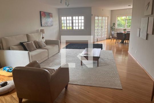 Casa à venda com 4 quartos, 460m² em Vila Romana, São Paulo
