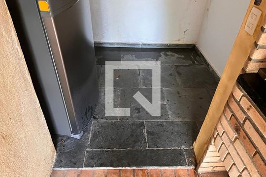Churrasqueira de casa à venda com 4 quartos, 460m² em Vila Romana, São Paulo
