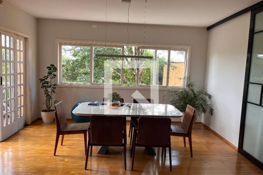 Sala de jantar de casa à venda com 4 quartos, 460m² em Vila Romana, São Paulo