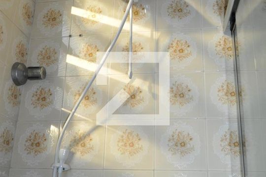 Banheiro 2  de casa para alugar com 4 quartos, 180m² em Pilares, Rio de Janeiro