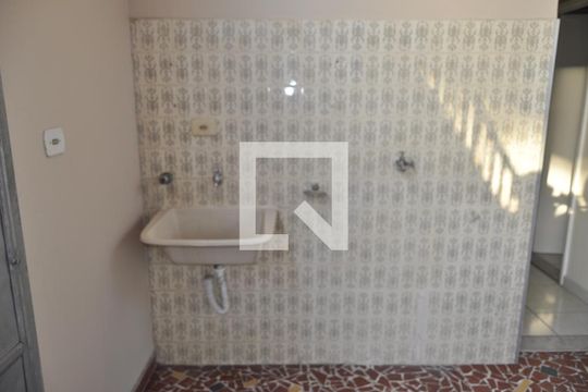 Área de serviço  de casa para alugar com 4 quartos, 180m² em Pilares, Rio de Janeiro