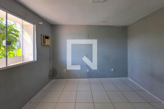 Quarto de casa para alugar com 1 quarto, 70m² em Piratininga, Niterói