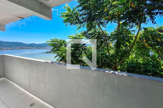 Vista do Quarto de casa para alugar com 1 quarto, 70m² em Piratininga, Niterói
