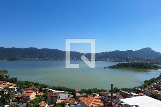 Vista de casa para alugar com 1 quarto, 70m² em Piratininga, Niterói