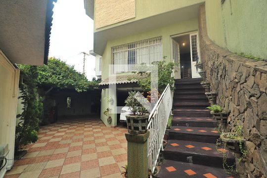 Garagem de casa à venda com 3 quartos, 350m² em Campestre, Santo André