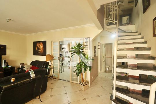 Casa à venda com 3 quartos, 350m² em Campestre, Santo André