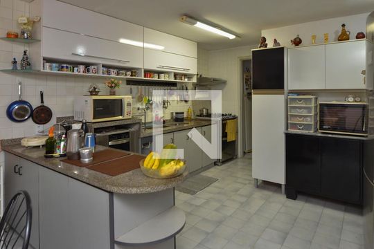 Cozinha de casa para alugar com 7 quartos, 500m² em Recreio dos Bandeirantes, Rio de Janeiro