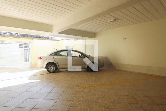 Garagem de apartamento à venda com 2 quartos, 77m² em Vila Metalurgica, Santo André