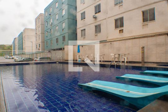 Área comum - Piscina de apartamento para alugar com 2 quartos, 48m² em Bom Pastor, Belford Roxo