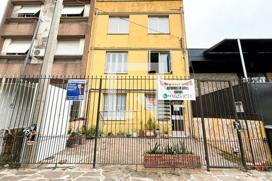 Fachada de apartamento à venda com 2 quartos, 77m² em Navegantes, Porto Alegre