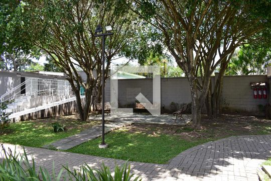 Área comum de apartamento para alugar com 2 quartos, 44m² em Pinheirinho, Curitiba