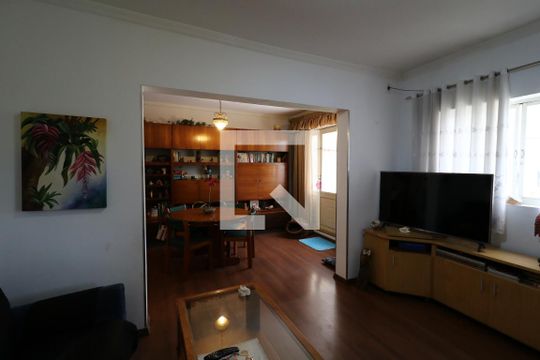 Sala de casa para alugar com 5 quartos, 248m² em Vila Valparaiso, Santo André