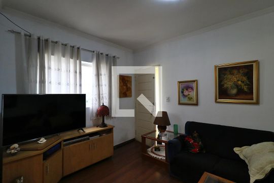 Sala de casa para alugar com 5 quartos, 248m² em Vila Valparaiso, Santo André