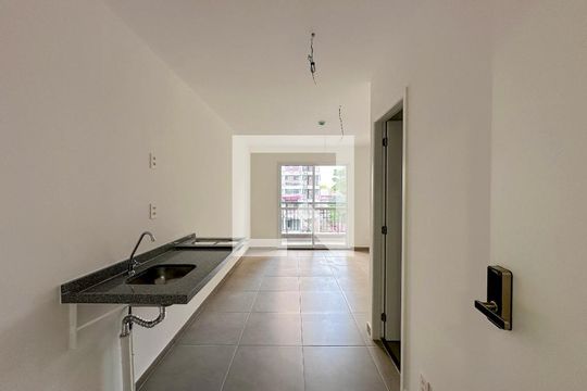 Studio de kitnet/studio à venda com 1 quarto, 24m² em Campo Belo, São Paulo
