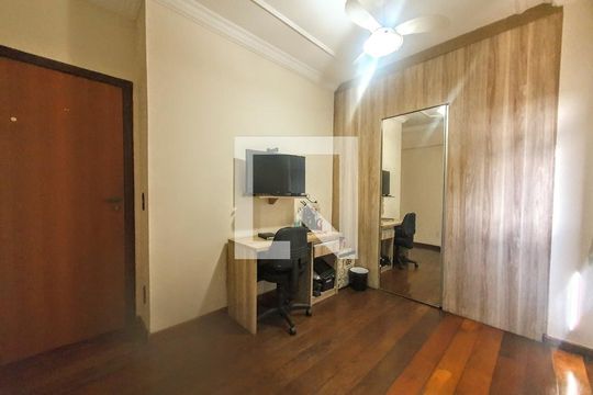 Quarto 1 de apartamento à venda com 4 quartos, 156m² em Itapoã, Belo Horizonte