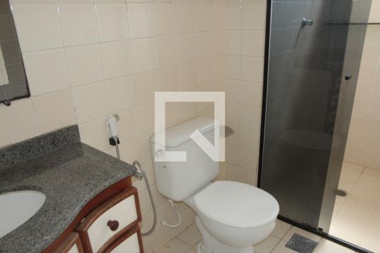 Banheiro 1  de apartamento para alugar com 2 quartos, 55m² em Indaiá, Belo Horizonte