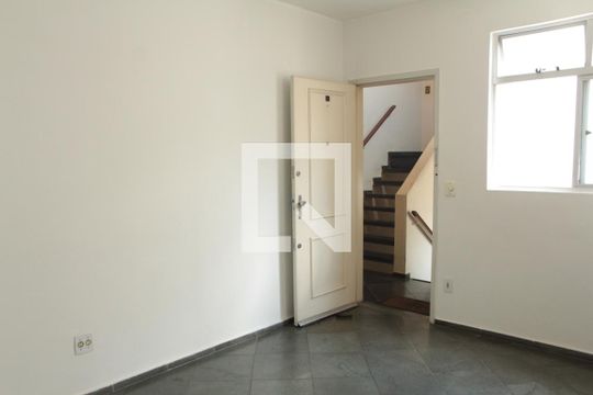 Apartamento para alugar com 2 quartos, 55m² em Indaiá, Belo Horizonte